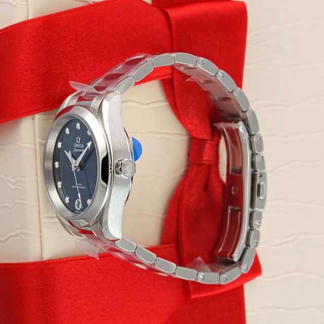 Omega Aqua Terra 150m Ladies 220.10.34.20.53.001 Image 3